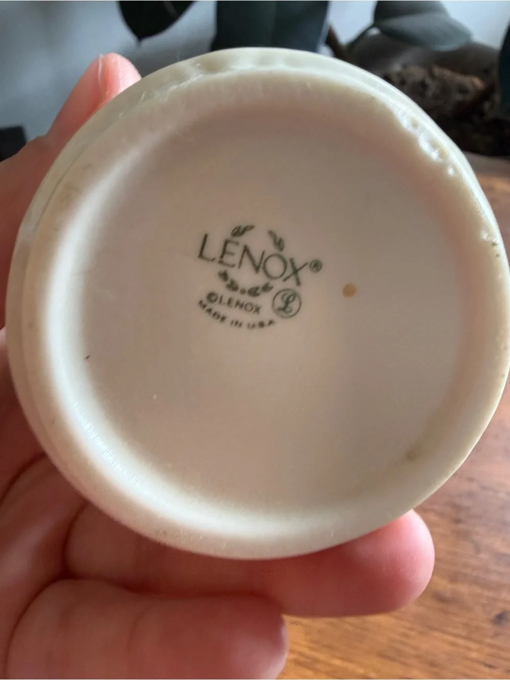 Lenox elegant cream